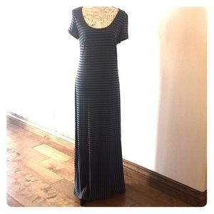 Long Gray and black striped casual dress